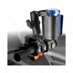 RAM Mounts univerzální držák na tablety 7" a 8" s dlouhým ramenem na motorku na nádržku brzdové kapaliny, X-Grip, sestava RAM-B-182-UN8B-CU